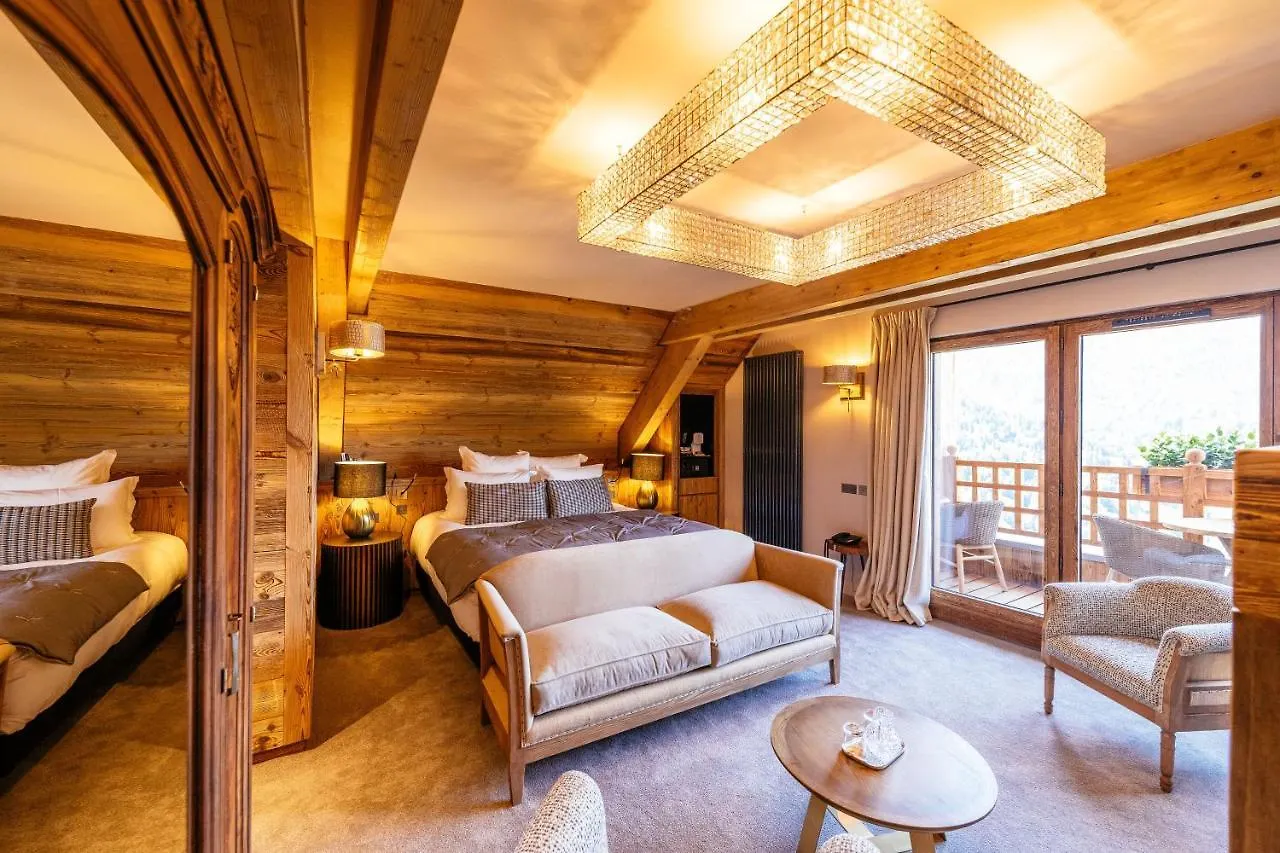 Hotel Le V De Vaujany 4*,