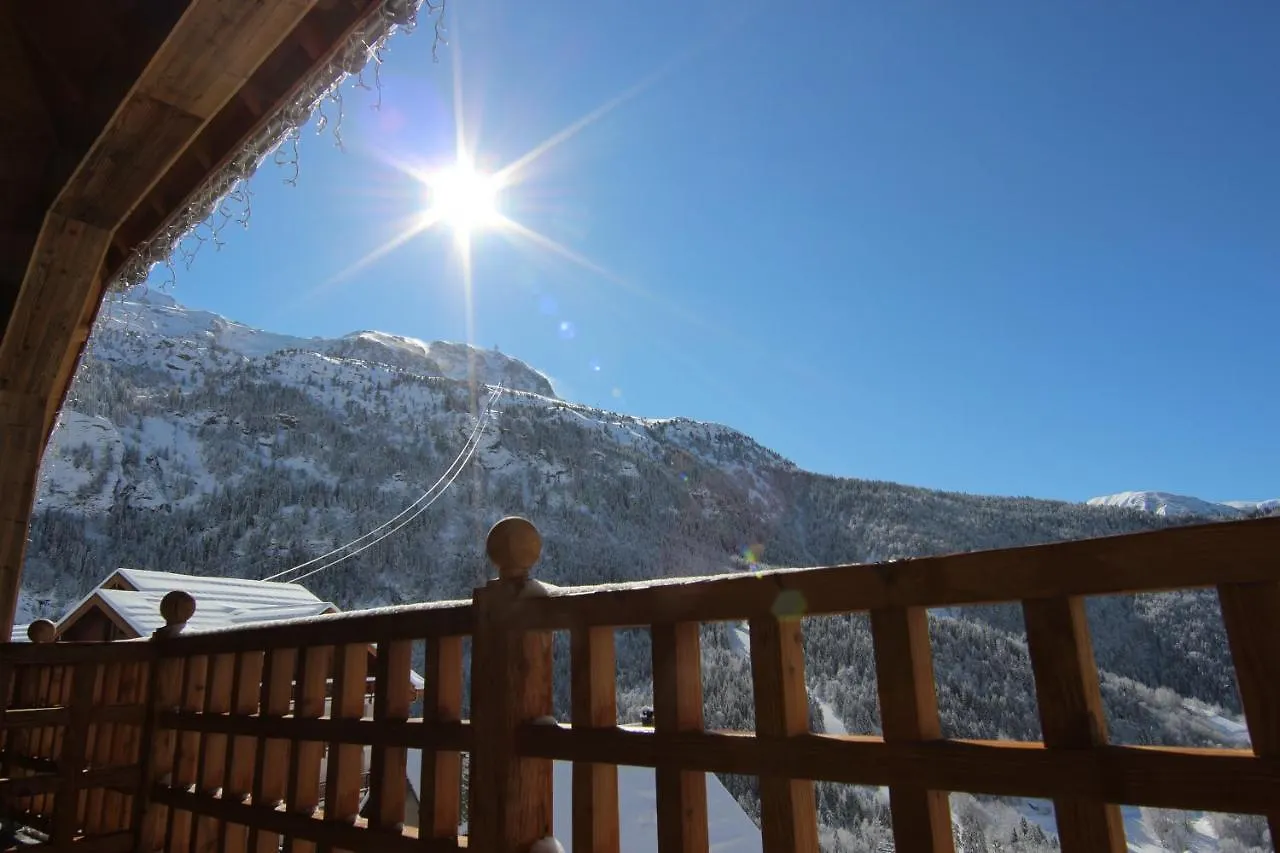 Hotel Le V De Vaujany