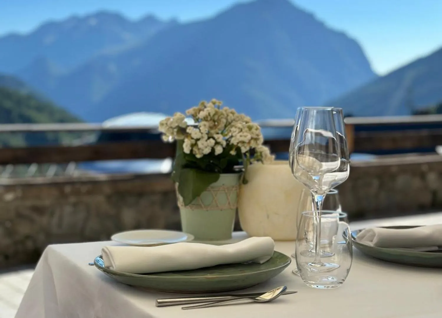 Hotel Le V De Vaujany 4*,  France